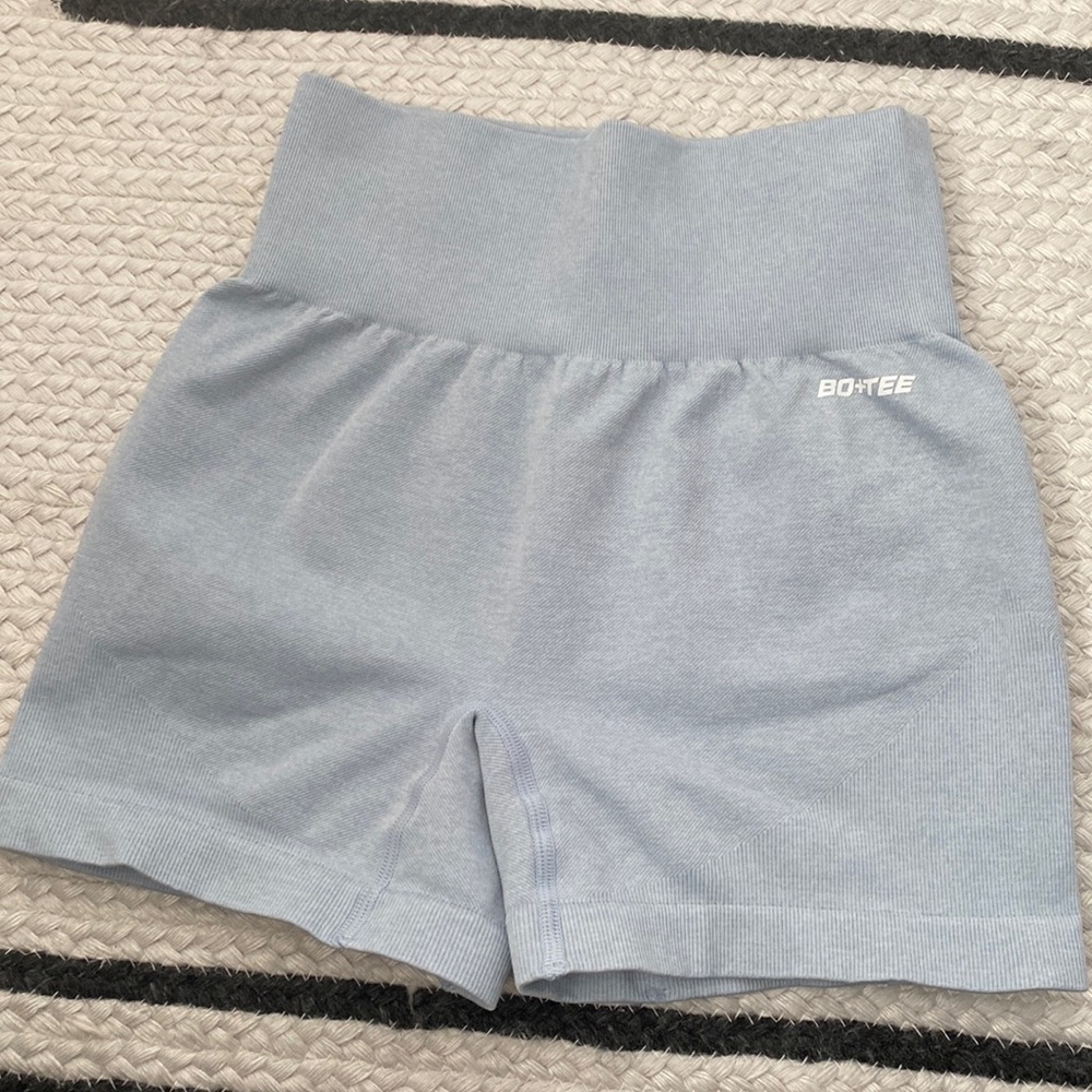 Bo and Tee baby blue biker shorts Size S